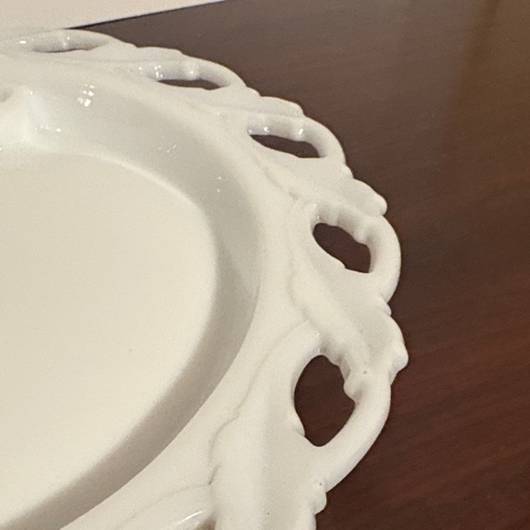 Vintage IMPERIAL GLASS white milk glass centerpiece plate dish 3 candle holder - Picture 4 of 8